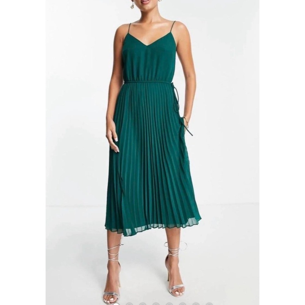 ASOS DESIGN Pleated Cami Midi Dress Green V-Neck Size 6